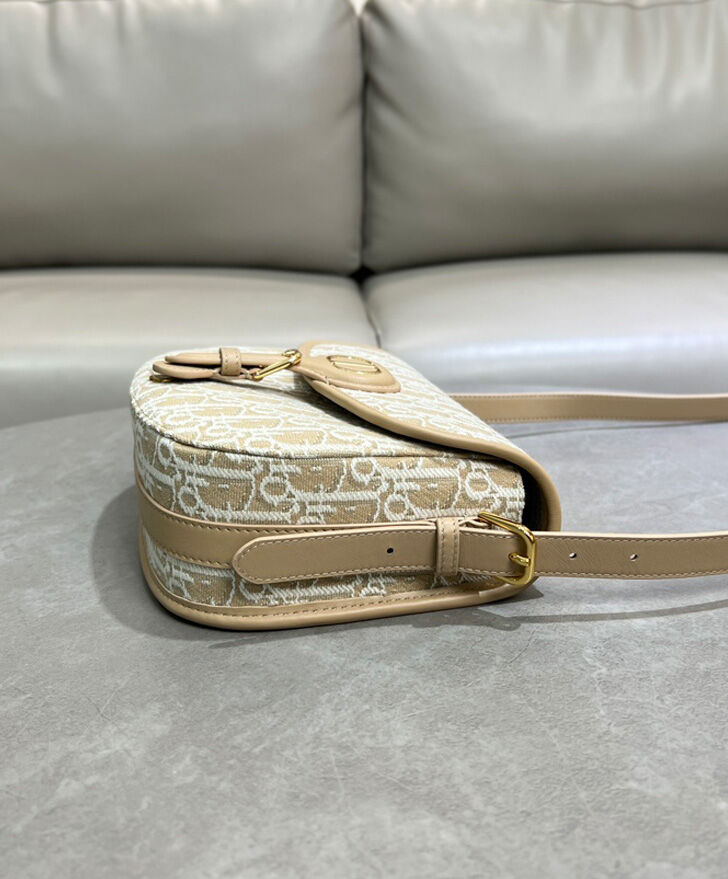 Christian Dior Medium Dior Bobby Bag M9337 Apricot